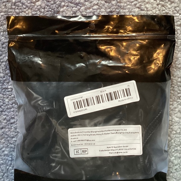 Sexy black brief, tag Xl but fits like medium - Picture 4 of 4